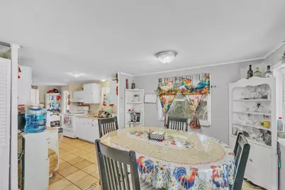 32 Lisa Lane, Greenacres, FL 33463 - Photo 14