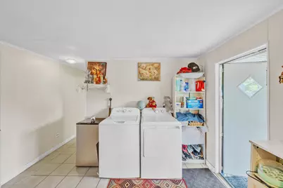 32 Lisa Lane, Greenacres, FL 33463 - Photo 16