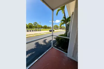 510 Lake Shore Drive #3, West Palm Beach, FL 33403 - Photo 2