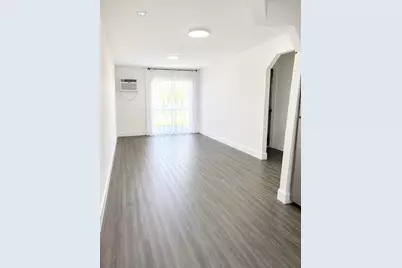 510 Lake Shore Drive #3, West Palm Beach, FL 33403 - Photo 1