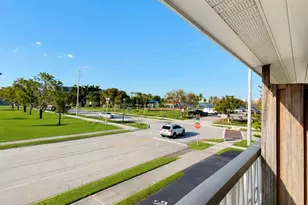 510 Lake Shore Dr, Lake Park, FL 33403 - Photo 8
