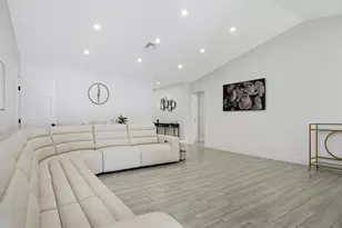 10131 Camelback Ln, Boca Raton, FL 33498 - Photo 10