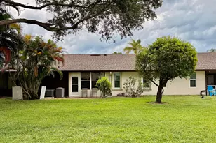 6531 SE Federal Hwy, Stuart, FL 34997 - Photo 2