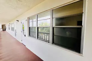 330 Southampton B, West Palm Beach, FL 33417 - Photo 2