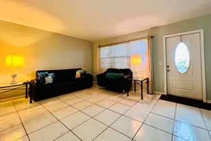 330 Southampton B, West Palm Beach, FL 33417 - Photo 4