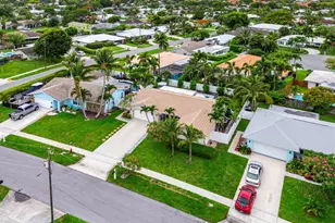 2527 SW 12th St, Boynton Beach, FL 33426 - Photo 40