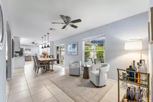 2527 SW 12th St, Boynton Beach, FL 33426 - Photo 14