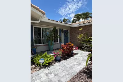 2527 SW 12th Street, Boynton Beach, FL 33426 - Photo 2