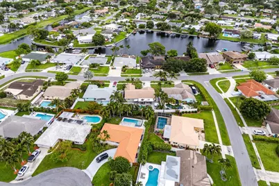 2527 SW 12th Street, Boynton Beach, FL 33426 - Photo 44