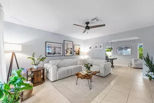 2527 SW 12th St, Boynton Beach, FL 33426 - Photo 10