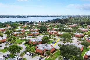 825 Center St, Jupiter, FL 33458 - Photo 38