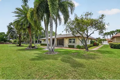 10460 Greentrail Drive N, Boynton Beach, FL 33436 - Photo 38