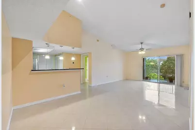 5011 Wiles Road #Unit 303, Coconut Creek, FL 33073 - Photo 10