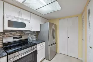 5011 Wiles Rd, Coconut Creek, FL 33073 - Photo 14