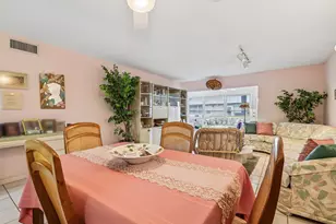 475 Holyoke Ln, Lake Worth, FL 33467 - Photo 6