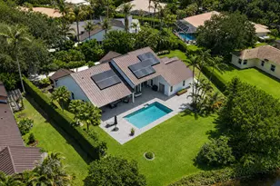 10290 SE Banyan Way, Jupiter, FL 33469 - Photo 2