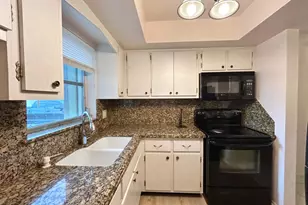 2854 E Ashley Dr Dr E, West Palm Beach, FL 33415 - Photo 2