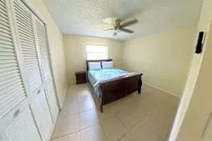 13484 Jonquil Ct, Wellington, FL 33414 - Photo 32