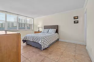 1801 S Ocean Dr, Hallandale Beach, FL 33009 - Photo 36
