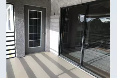 1271 SE Parkview Place #H8, Stuart, FL 34994 - Photo 8