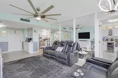 1820 New Palm Way #202, Boynton Beach, FL 33435 - Photo 4