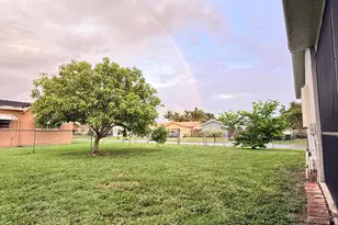 22800 SW 54th Way, Boca Raton, FL 33433 - Photo 10
