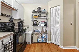 2641 Gately Dr W, West Palm Beach, FL 33415 - Photo 8