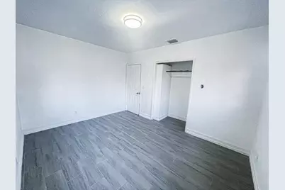 841 NW 116th Terrace, Miami, FL 33168 - Photo 4
