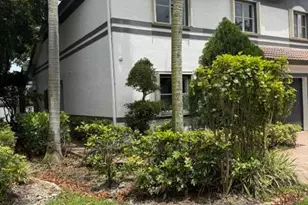 2440 NW 99th Way, Sunrise, FL 33322 - Photo 2