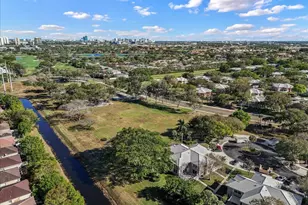 1945 Stratford Way, West Palm Beach, FL 33409 - Photo 38