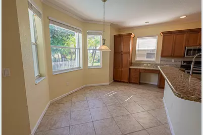 11728 SW Bennington Circle, Port Saint Lucie, FL 34987 - Photo 10