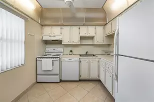 7360 NW 1st Street NW, Margate, FL 33063 - Photo 4