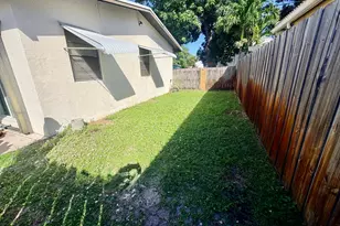 443 Wilder St, West Palm Beach, FL 33405 - Photo 12