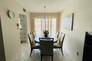 19 Golfs Edge, West Palm Beach, FL 33417 - Photo 6