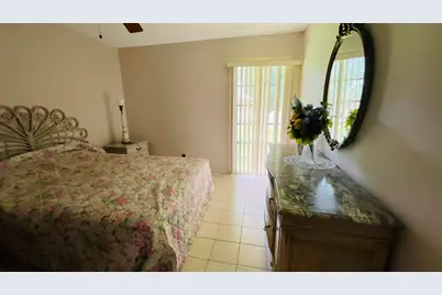 19 Golfs Edge, West Palm Beach, FL 33417 - Photo 8