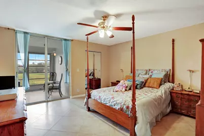 7561 NW 1st Street NW #302, Margate, FL 33063 - Photo 10