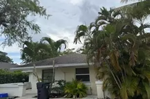 1227 Hyacinth Pl, Wellington, FL 33414 - Photo 6