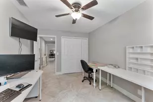 11911 Classic Dr, Coral Springs, FL 33071 - Photo 34