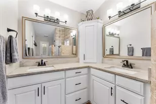11911 Classic Dr, Coral Springs, FL 33071 - Photo 24