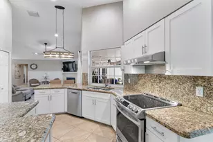 11911 Classic Dr, Coral Springs, FL 33071 - Photo 16