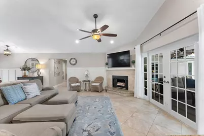 11911 Classic Drive, Coral Springs, FL 33071 - Photo 8
