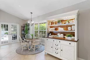 11911 Classic Dr, Coral Springs, FL 33071 - Photo 14