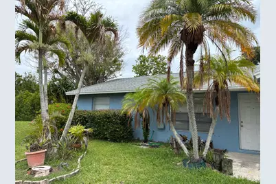 9627 SE Crest Court, Hobe Sound, FL 33455 - Photo 2