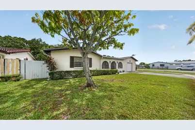 10774 SW 175th Terrace, Miami, FL 33157 - Photo 4