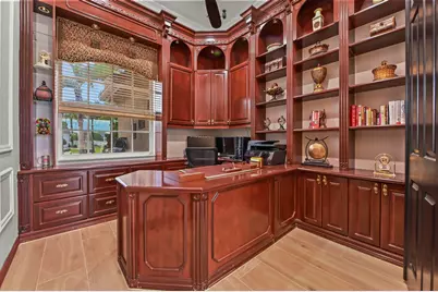 11852 Osprey Point Circle, Wellington, FL 33449 - Photo 32