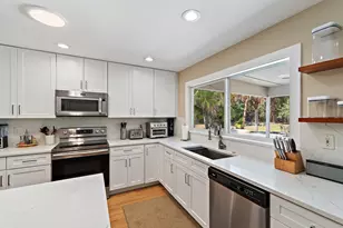 11217 169th Ct N, Jupiter, FL 33478 - Photo 16
