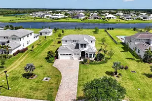 20160 SE Bridgewater Dr, Jupiter, FL 33458 - Photo 2