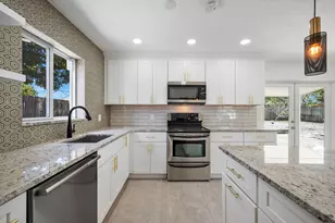 2100 N Seacrest Blvd, Boynton Beach, FL 33435 - Photo 10