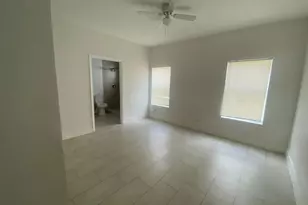 2604 NW 20th St, Fort Lauderdale, FL 33311 - Photo 2