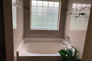 688 SW Heather St, Port Saint Lucie, FL 34983 - Photo 14